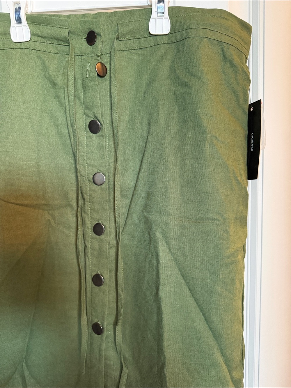 Lulu's Olive Green Button-Front Midi Skirt